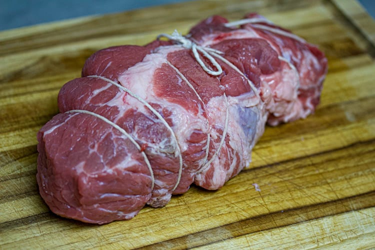 chuck roast trussed in butchers twine