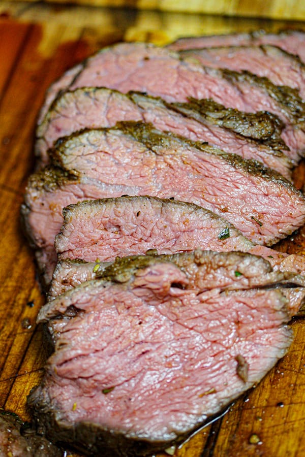 https://sousvideways.com/wp-content/uploads/2020/03/Tri-tip-sliced.jpg